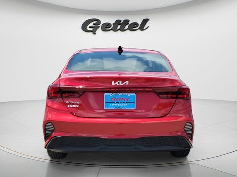 Used 2024 Kia Forte LXS w/ LXS Technology Package FWD image 6
