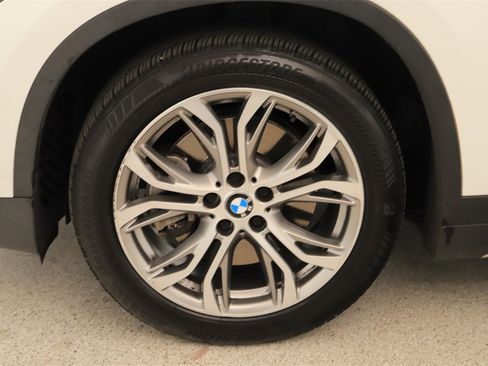 Used 2016 BMW X1 xDrive28i image 32