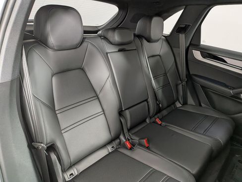 New 2026 Porsche Cayenne AWD/4WD image 23