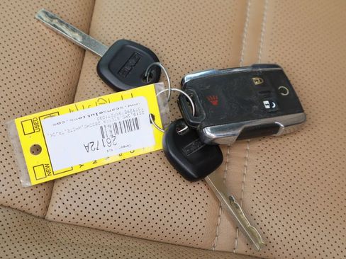 Used 2019 GMC Sierra 2500 Denali w/ Duramax Plus Package image 32