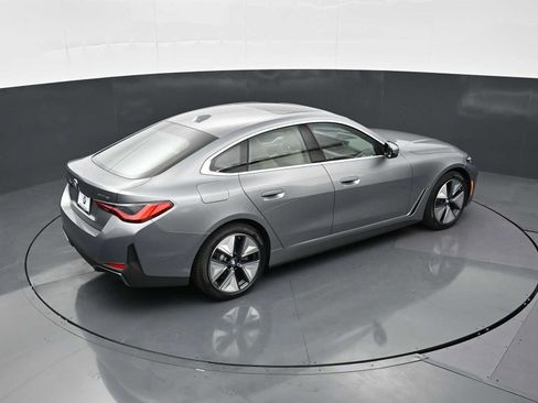 New 2026 BMW i4 eDrive40 w/ Premium Package RWD image 21