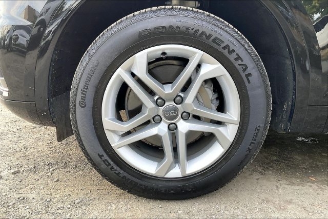 Used 2019 Audi Q5 2.0T Premium w/ Convenience Package AWD/4WD image 9