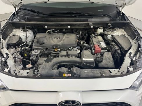Used 2023 Toyota RAV4 XLE image 9