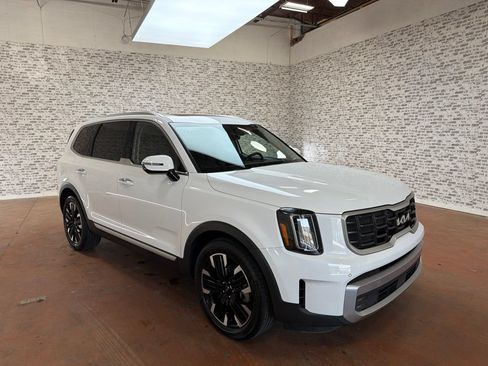 Used 2023 Kia Telluride SX Prestige AWD/4WD image 1