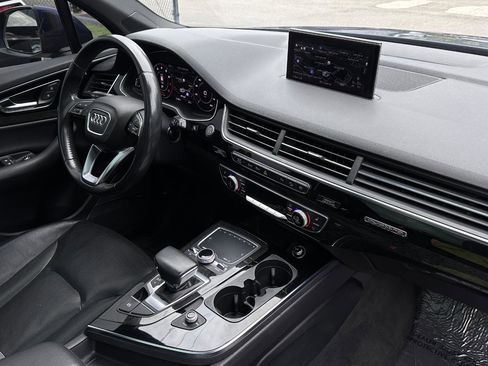 Used 2019 Audi Q7 3.0T Premium Plus w/ Premium Plus Package AWD/4WD image 29