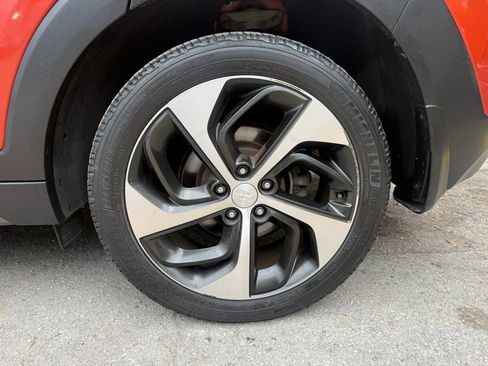 Used 2016 Hyundai Tucson Limited AWD/4WD image 19