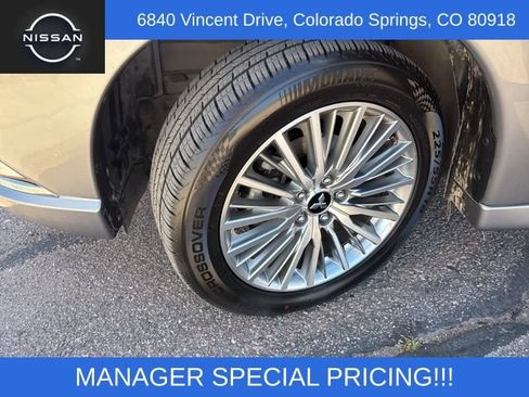 Used 2021 Mitsubishi Outlander GT AWD/4WD image 16