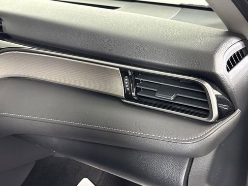 Used 2019 Toyota Camry SE image 29