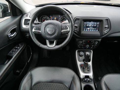 Used 2019 Jeep Compass Latitude w/ Popular Equipment Group image 11