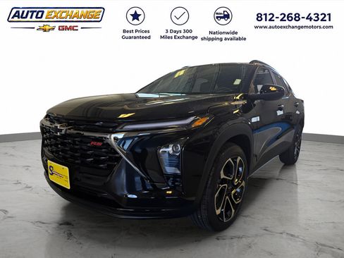 New 2026 Chevrolet Trax RS w/ Sunroof Package FWD image 7