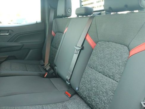 Used 2024 Chevrolet Colorado Z71 w/ Z71 Convenience Package 2 image 16