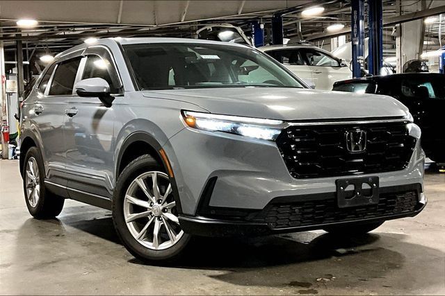 Used 2023 Honda CR-V EX-L image 2