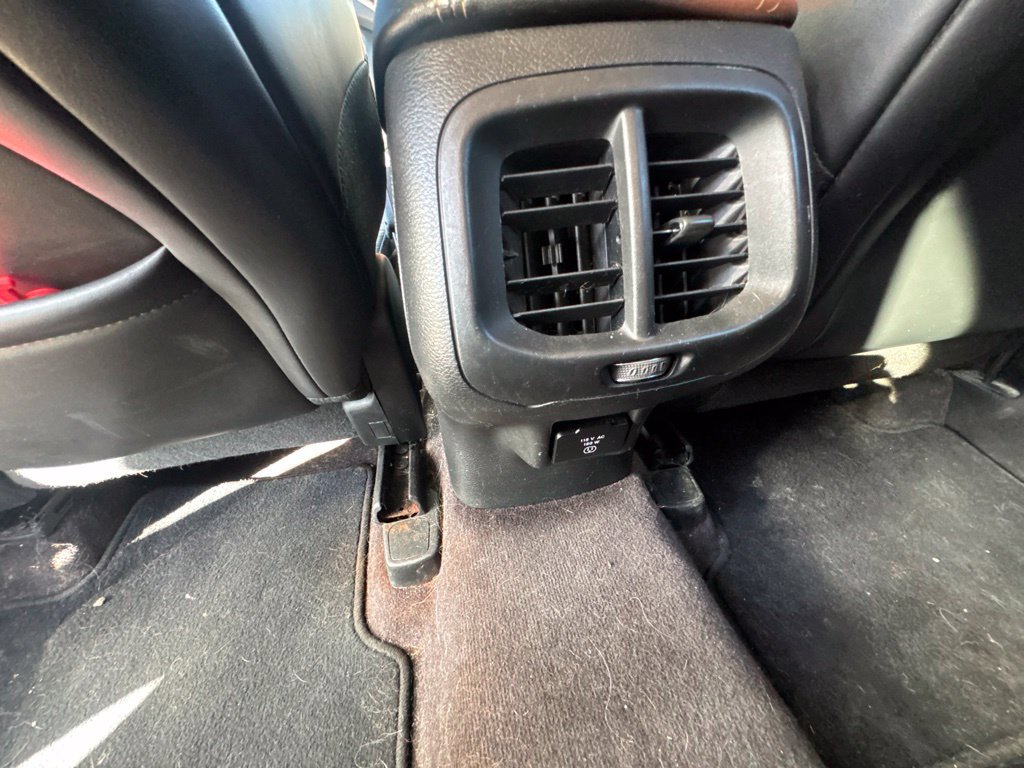 Used 2017 Jeep Cherokee Limited AWD/4WD image 23
