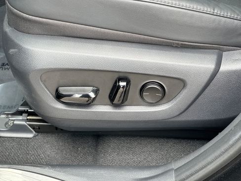 Used 2025 Lexus NX 250 FWD w/ Accessory Package (Z1) image 24