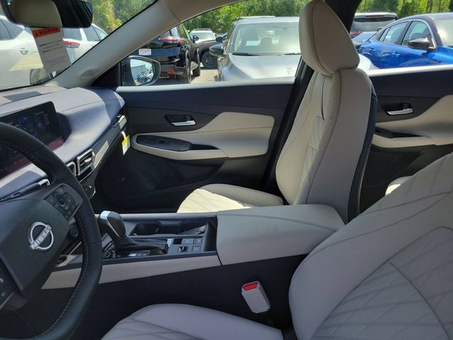 New 2026 Nissan Sentra SL w/ Floor Mat Package FWD image 8