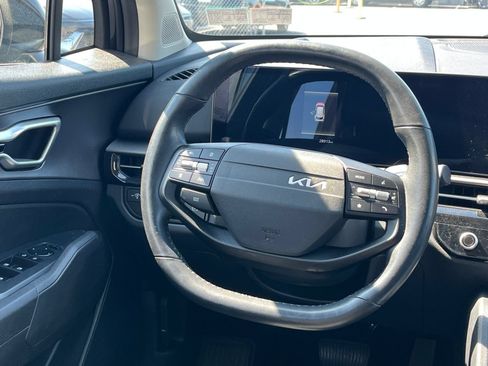 Used 2026 Kia Sportage LX FWD image 28