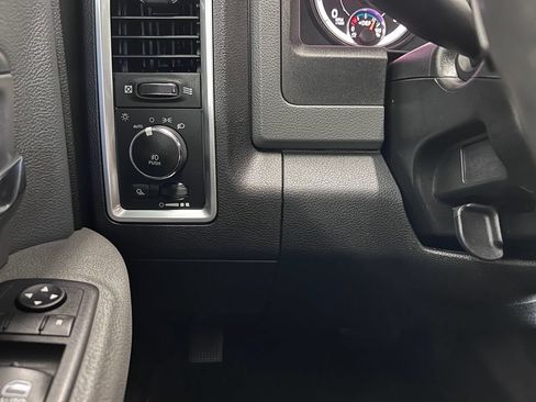 Used 2018 RAM 2500 Big Horn AWD/4WD image 27