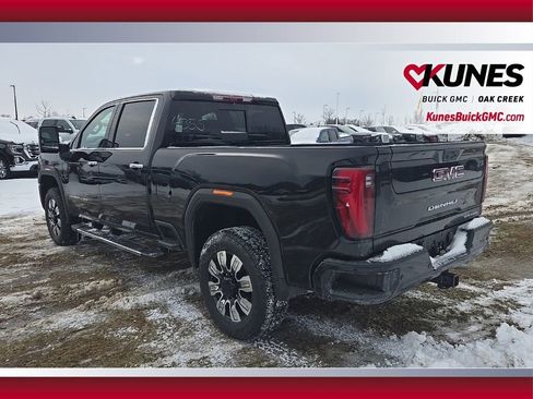 New 2026 GMC Sierra 2500 Denali w/ Denali Reserve Package image 6