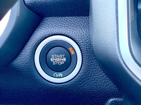 Used 2025 RAM 2500 Big Horn image 34