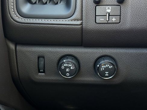 Certified 2021 GMC Canyon Denali image 29