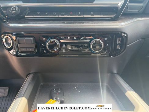 Used 2025 Chevrolet Silverado 2500 LTZ w/ LTZ Plus Package AWD/4WD image 18