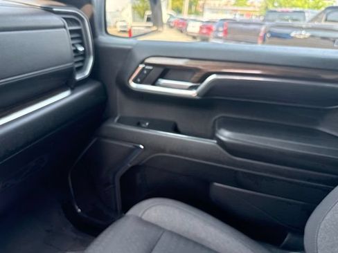 Used 2023 Chevrolet Silverado 1500 LT w/ Protection Package AWD/4WD image 32