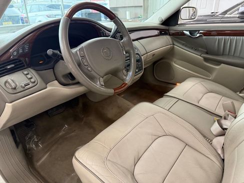 Used 2005 Cadillac De Ville w/ Limited Edition Package image 11