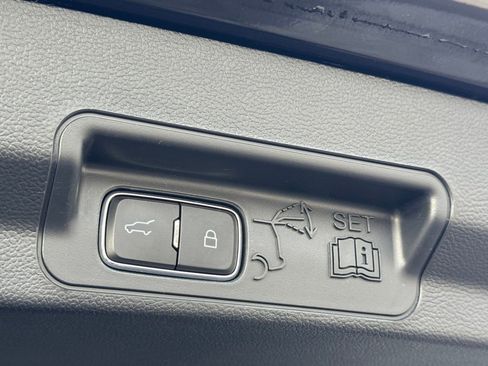 Used 2023 Ford Explorer XLT w/ Equipment Group 202A image 34