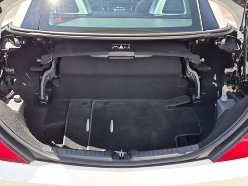 Used 2015 Mercedes-Benz SLK 250 image 18