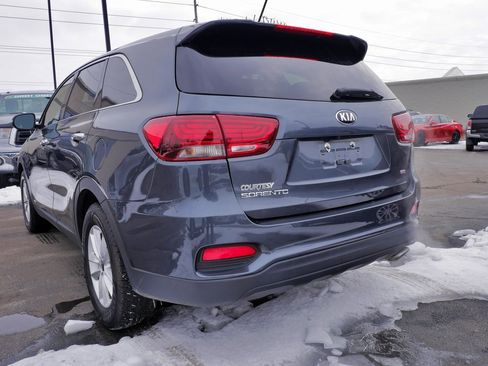 Used 2020 Kia Sorento LX image 5