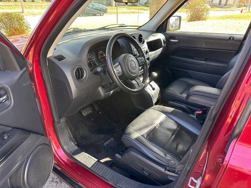 Used 2015 Jeep Patriot High Altitude image 18