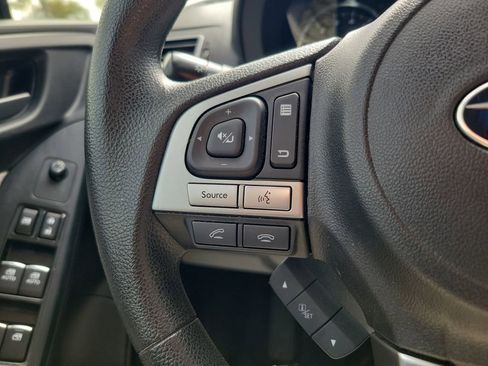 Used 2017 Subaru Forester 2.5i Premium image 26