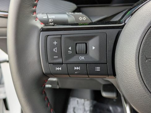 New 2026 Nissan Kicks SR image 14