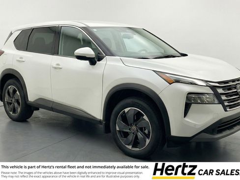 Used 2025 Nissan Rogue SV AWD/4WD image 1