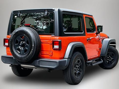 Used 2023 Jeep Wrangler Sport AWD/4WD image 5