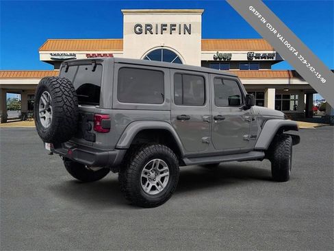 Used 2021 Jeep Wrangler Unlimited Sahara image 4