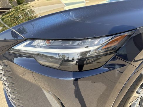 Used 2023 Lexus RX 350 w/ Accessory Package (2T) AWD/4WD image 14