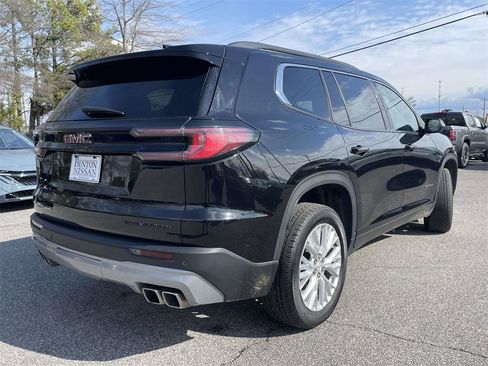 Used 2024 GMC Acadia Elevation image 3