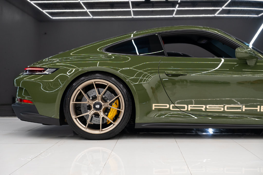 Used 2022 Porsche 911 GT3 RWD image 7
