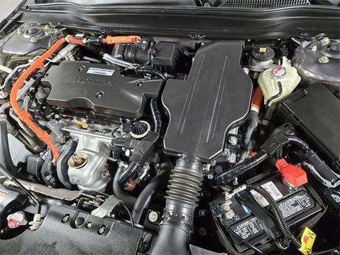 Used 2019 Honda Accord Hybrid image 24