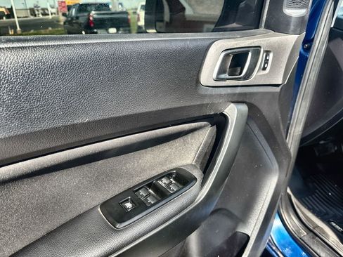 Used 2019 Ford Ranger XLT w/ Equipment Group 301A Mid AWD/4WD image 9