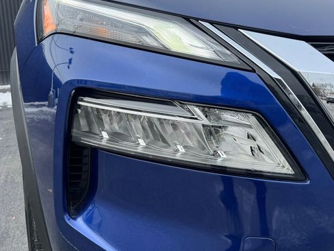 Used 2023 Nissan Rogue SV image 10