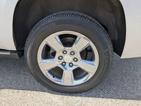 Used 2017 Chevrolet Tahoe Premier image 16