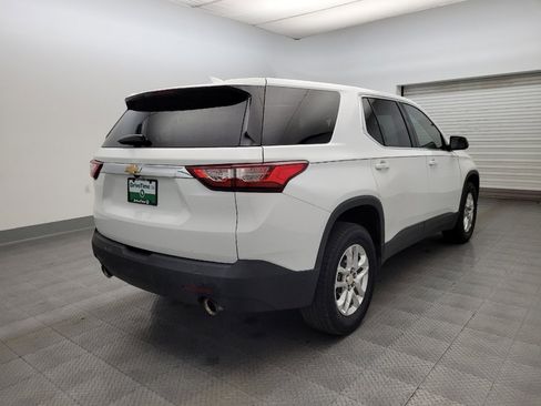 Used 2020 Chevrolet Traverse LS image 9