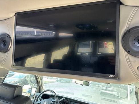Used 2023 Chevrolet Express 2500 Extended RWD image 15