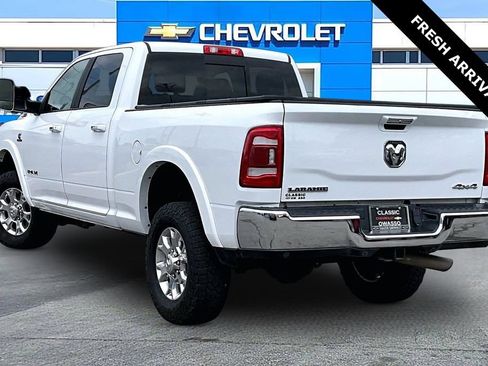 Used 2022 RAM 2500 Laramie AWD/4WD image 3