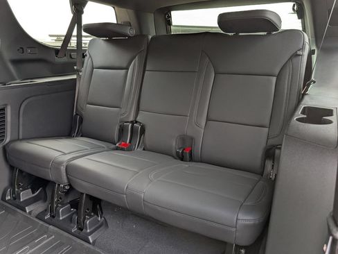 New 2026 Chevrolet Suburban LT w/ Comfort Package RWD image 8