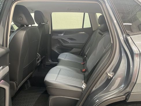 New 2026 Volkswagen Tiguan SE AWD/4WD image 29