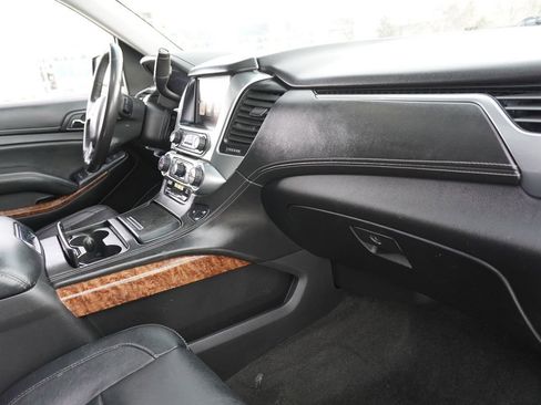 Used 2016 Chevrolet Suburban LTZ image 17