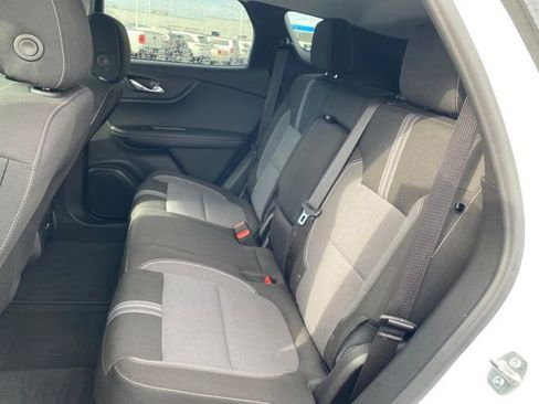 Certified 2025 Chevrolet Blazer LT image 17